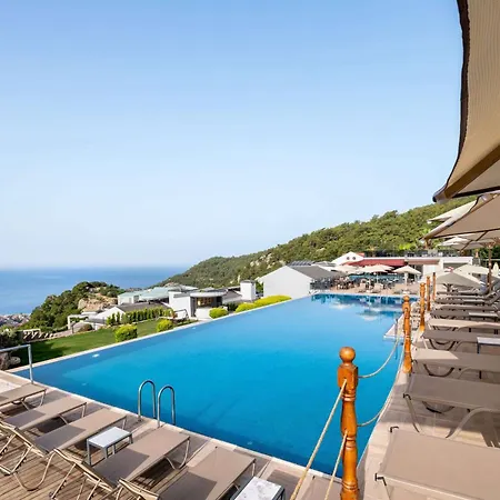 Ramada By Wyndham Fethiye (adults Only) فندق أولدينيس
