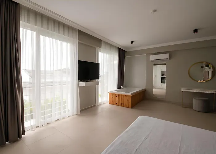 Hotell Ramada By Wyndham Fethiye (adults Only)