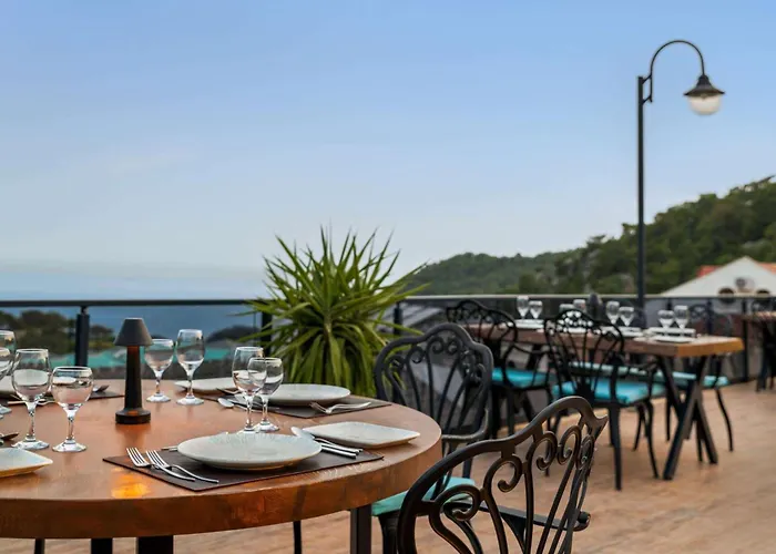 Ramada By Wyndham Fethiye (adults Only) 4*