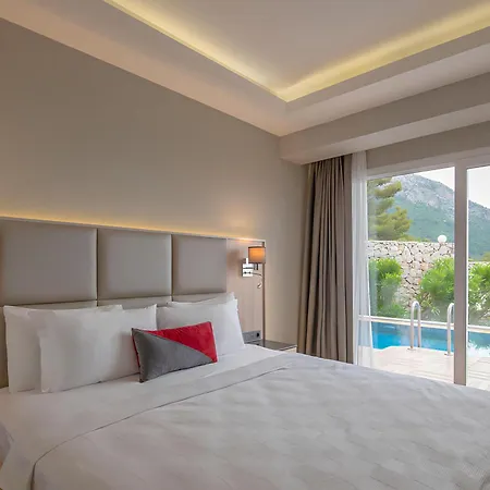 ホテル Ramada By Wyndham Fethiye (adults Only) 4*