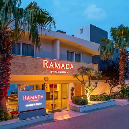 호텔 Ramada By Wyndham Fethiye (adults Only) 4*