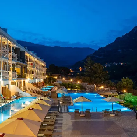 מלון Ramada By Wyndham Fethiye (adults Only) אולודניץ