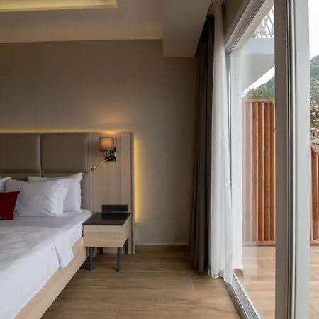 ホテル Ramada By Wyndham Fethiye (adults Only) オルデニズ