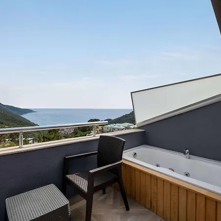 Ramada By Wyndham Fethiye (adults Only) אולודניץ