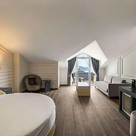 Ramada By Wyndham Fethiye (adults Only) 4*