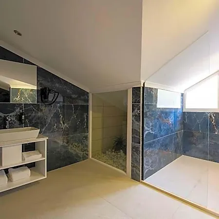 Hotel Ramada By Wyndham Fethiye (adults Only) 4*