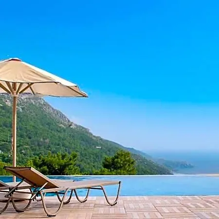호텔 Ramada By Wyndham Fethiye (adults Only) 4*
