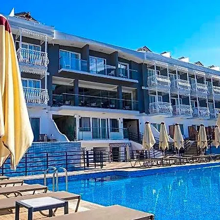 Ramada By Wyndham Fethiye (adults Only) 4* 올루데니스